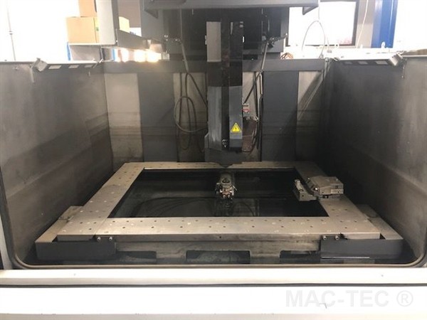 Mitsubishi MV 4800 R – Bild 2