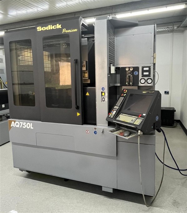 Sodick AQ750L – Bild 1