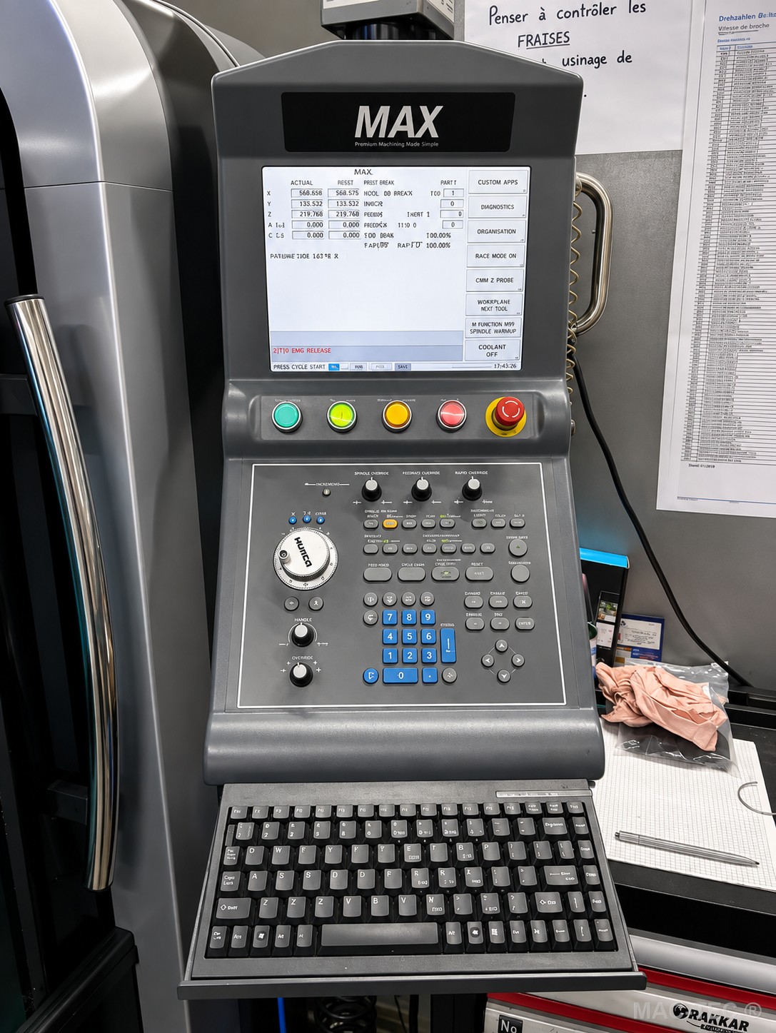 HURCO VM 10 UHSi – Bild 2